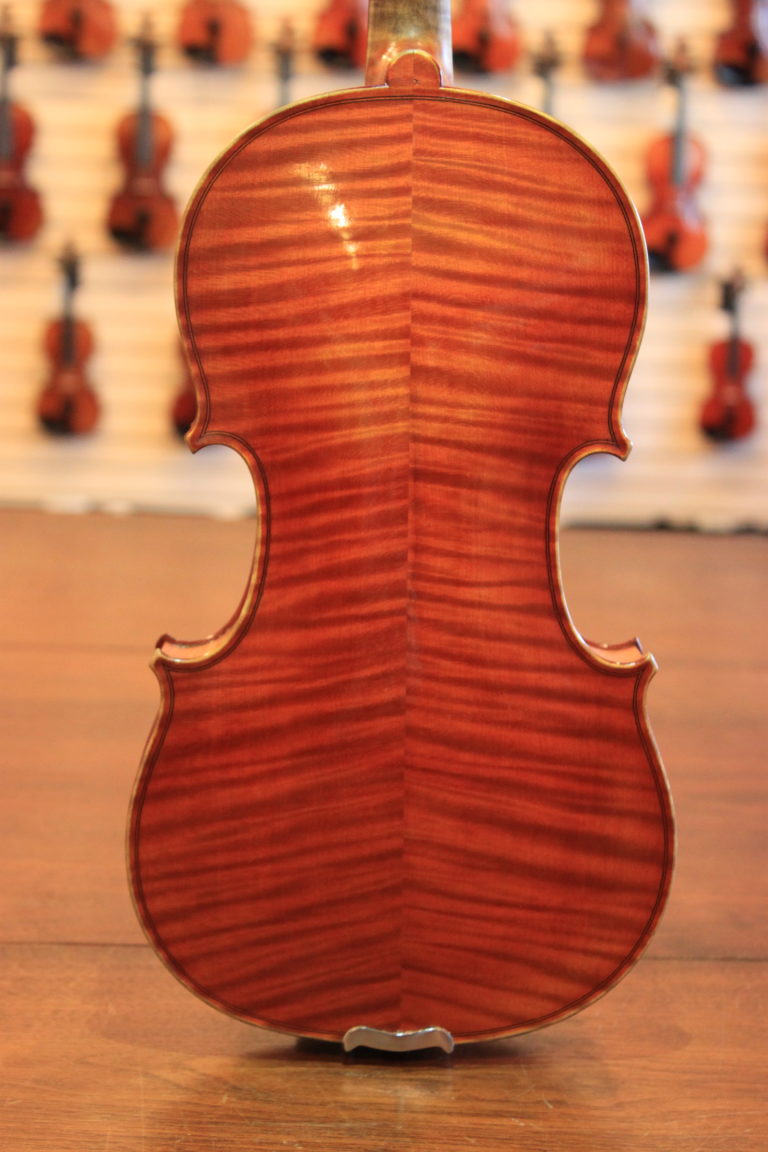 types-of-figured-maple-used-by-violin-makers-muni-strings