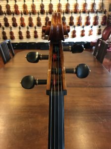 Cello with four standard pegs